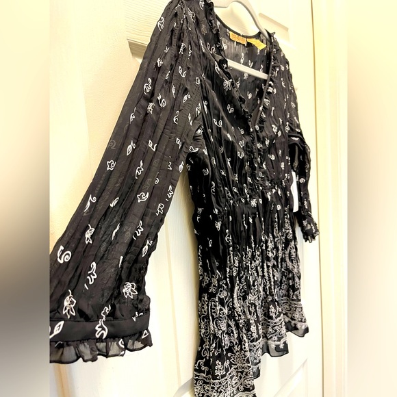 NEW Notations Black and White Babydoll Paisley Two-Layer Long Sleeve Blouse - Picture 5 of 7